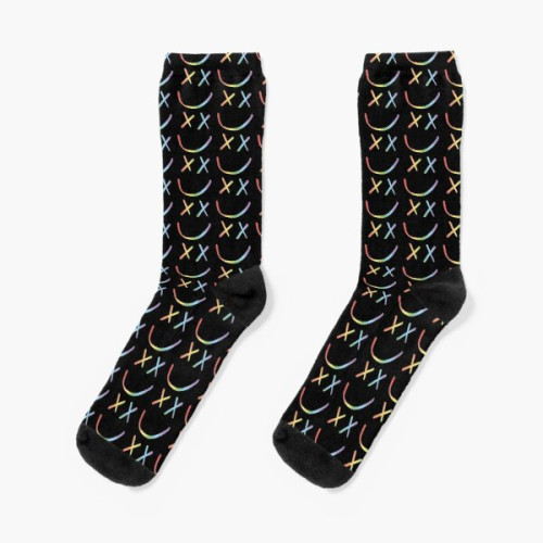 Louis Tomlinson Socks - Rainbow Smiley Louis Tomlinson black background Socks RB0308